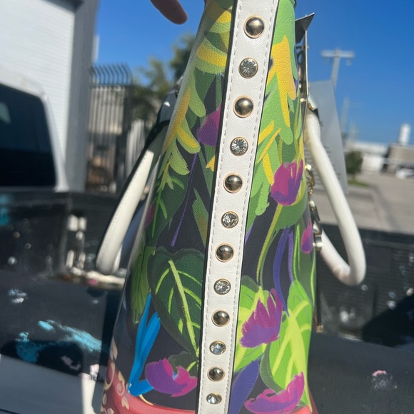 La Philipe purse studs made in Miami new with tag and keychain bag cat - Picture 8 of 8